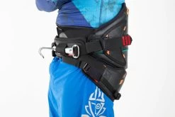 Starboard Drake X-15 Windsurf Trapez Slalom Hüft & Sitz Kombi 2024 - S -Wassersportbekleidung Geschäft 2023 harness x 15 side 1024x682 1